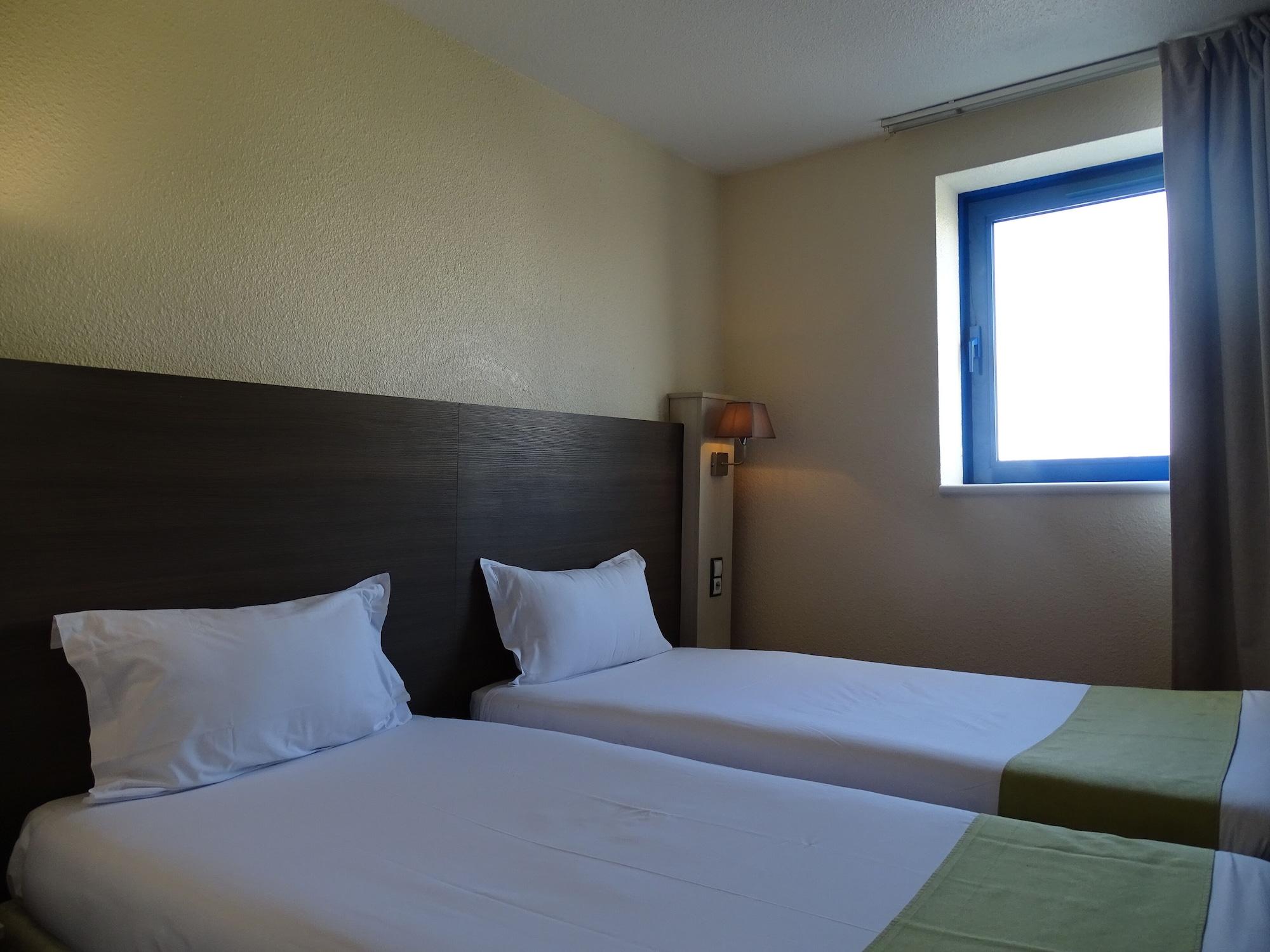 ยูโรโฮเทล แอร์พอร์ต ออร์ลี เริงฌิส Hotel แฟรนส์ ภายนอก รูปภาพ