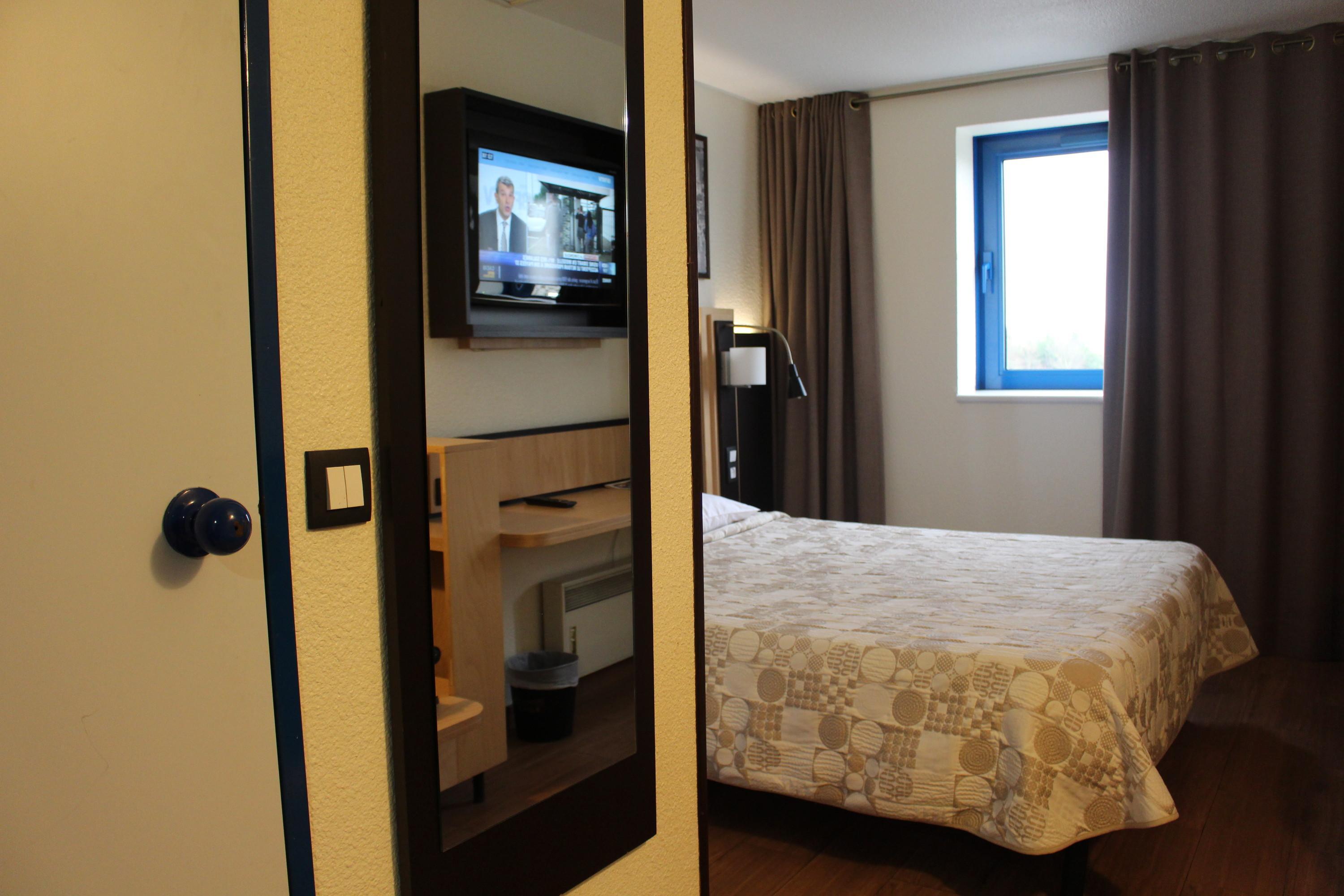 ยูโรโฮเทล แอร์พอร์ต ออร์ลี เริงฌิส Hotel แฟรนส์ ภายนอก รูปภาพ